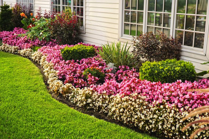 Hedge Installation in Honolulu, HI